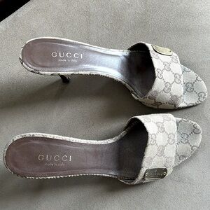 Gucci ladies shoes size 10